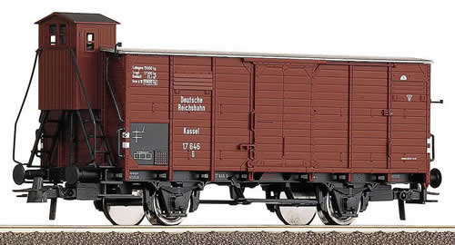 Roco 47645 - Box Car w. Brakemans Cab