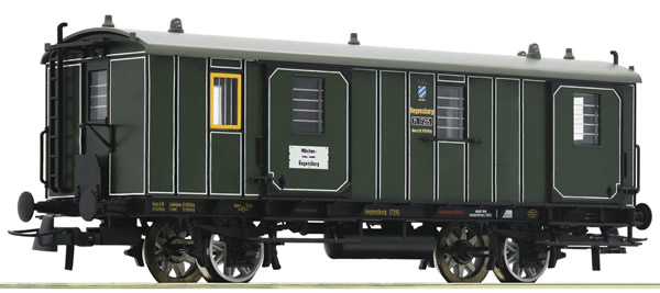 Roco 74902 - German Passenger Car 3rd class of the K.Bay.Sts.B.