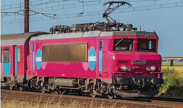 Roco 7510013 - Electric locomotive BB 22200 of the SNCF (DCC Sound)