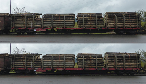Roco 76141 - Austrian 2 Piece Stake Wagon Set of the OBB