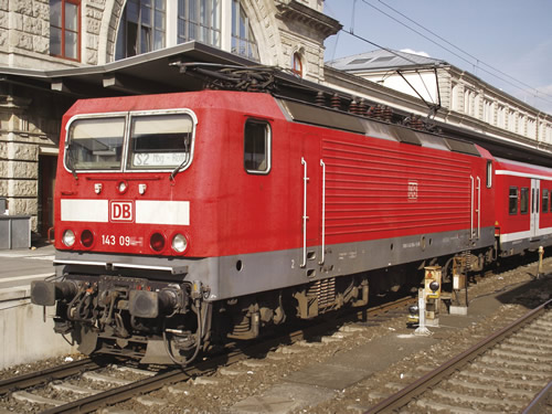 Roco 79321 - German Electric Locomotive BR 143 of the DB AG (Sound