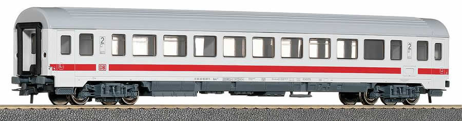 Roco 54413 - Passenger Car ICE color