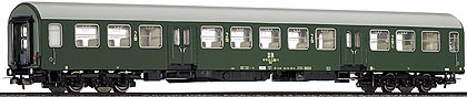 Tillig 74424 - 2nd class suburban coach