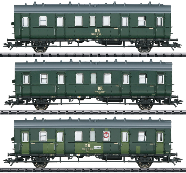 Trix 23323 - DR/DDR Passenger Car Set, Era IV