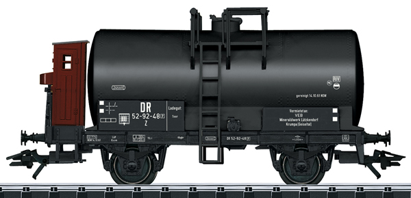 Trix 24134 - German Tank Car of the DR