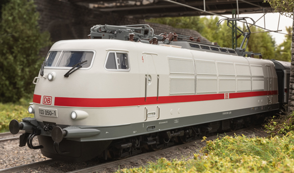 trix 25050 - German Electric Locomotive Class 103.1 of the DB AG (DCC SOund Decoder)