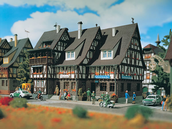 Vollmer 43693 - City hall with police station and prison with interior and lighting, functional kit