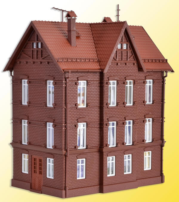 Vollmer 43806 - Railman`s house with roofridge