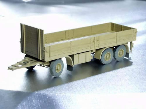 Wespe 48105 - GERMAN HEAVY TRAILER-3 AXLED